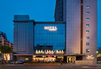 Gondola Hotel has Smoking rooms