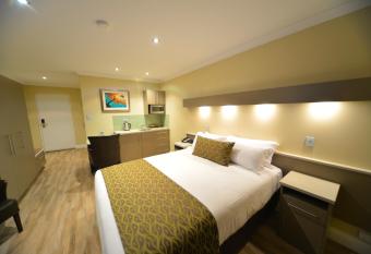 Bentley Motel allows 18 year olds to book a room