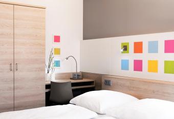 Business & Budget Hotel Tessin allows 18 year olds to book a room