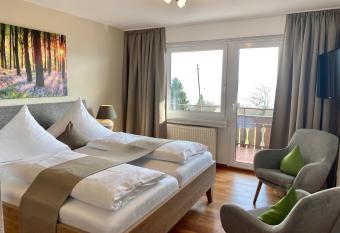 Hotel Landhaus Sternen allows 18 year olds to book a room