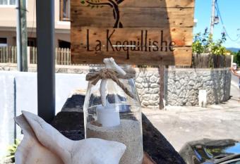 La Koquillishe has Balcony rooms