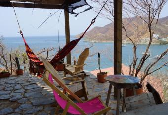 Hotel Cactus Taganga allows 18 year olds to book a room