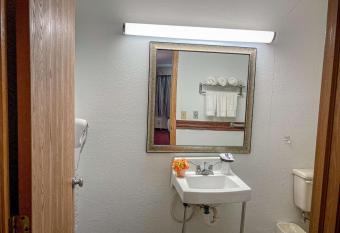 Motel 6 Elkhart In allows 18 year olds to book a room