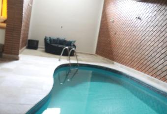 Motel Ilha de Capri allows 18 year olds to book a room