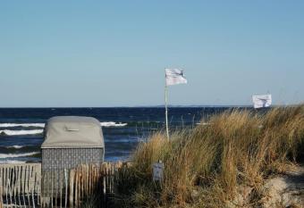 Sonnenschein 2 inkl Strandkorb in der Saison has Balcony rooms