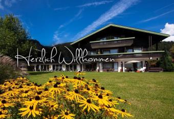 Hotel zum Postillion has Balcony rooms