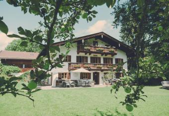 Der Lederer Hof - Boutique Apartments has Balcony rooms