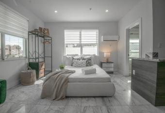 Renzzi On The Beach allows 18 year olds to book a room