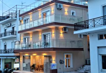 Star Bay Luxury has Balcony rooms