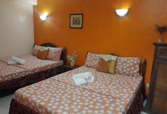 Lucky Garden Inn has Balcony rooms