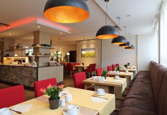 Hotel Silberhorn allows 18 year olds to book a room