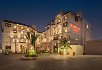 Ramada by Wyndham Lahore Gulberg II allows 18 year olds to book a room