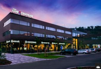 ARMEX LiveCentrum allows 18 year olds to book a room