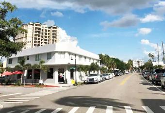 Burns Court Apartment allows 18 year olds to book a room