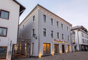 Hotel Zum Stemplinger Hansl has Balcony rooms