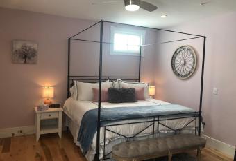 Luxurious Private Suites in Downtown Charleston allows 18 year olds to book a room