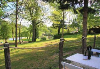 Vign  e Espace Temps has Balcony rooms