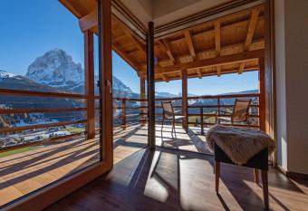 Luech da Perteut - Panorama and Wellness has Balcony rooms