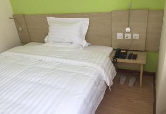 7Days Inn Tangshan South Lake Park allows 18 year olds to book a room