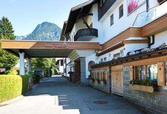 Hotel Filser has Balcony rooms