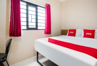 Vaccinated Staff - OYO 3462 Cimindi Residence allows 18 year olds to book a room