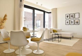 Your Room with A View Hasselt allows 18 year olds to book a room