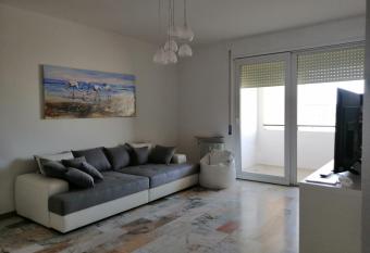 CASA CONTE has Balcony rooms