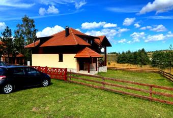Ski House Tornik Zlatibor has Balcony rooms