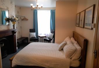 Foss Room allows 18 year olds to book a room