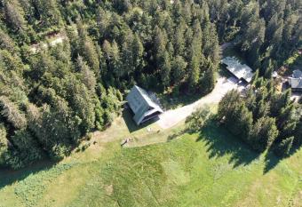 EDELFUCHS-LODGE has Balcony rooms