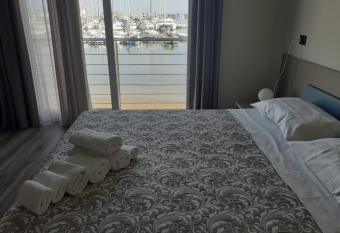 SARACENO HOTEL has Balcony rooms