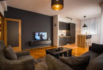 Apartment Podgorica has Balcony rooms