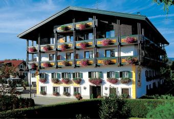 Tirolerhof has Balcony rooms