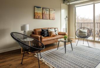 FRONTDESK Core Apts Campustown Ames has Balcony rooms