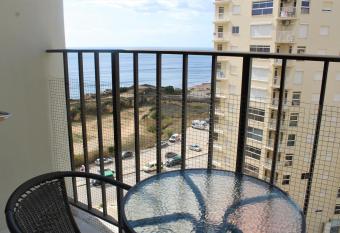 9C Sao Gabriel - Casas & Pap  is allows 18 year olds to book a room