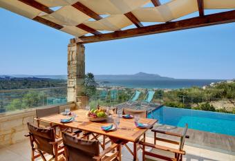 Villa Asteriskos & Vereniki Sea View from Mountains has Balcony rooms