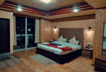 Rufina Lachung s Pride & Spa has Balcony rooms
