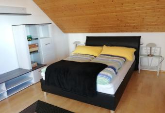 FeWoDeg has Balcony rooms