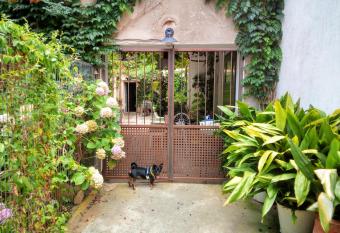 Marakasa B&B has Balcony rooms