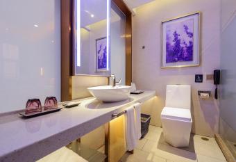 Lavande Hotel Chongqing Jiangbei Intemational Airport Teminal T3 Shop allows 18 year olds to book a room