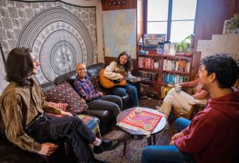Royal Mile Backpackers allows 18 year olds to book a room