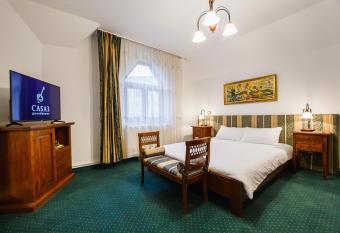 Casa 3 Guesthouse allows 18 year olds to book a room