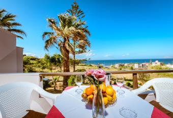 Gregory Village Sea View has Balcony rooms