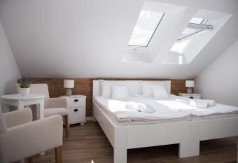 Apartamenty Ach To Tu has Balcony rooms