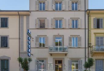 Hotel Sogno has Balcony rooms