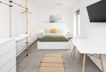 Nibelungen Apartments allows 18 year olds to book a room