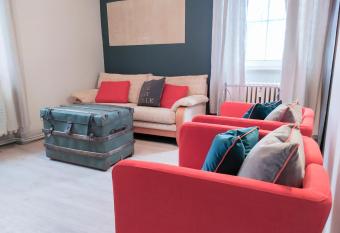 Alte Schule G  stehaus - Fr  ulein Apartment has Balcony rooms