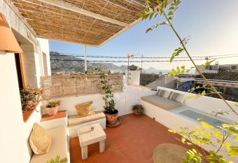 Portal Vell Altea - LA BARRETA has Balcony rooms