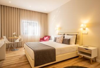 MyStay Matosinhos Centro allows 18 year olds to book a room