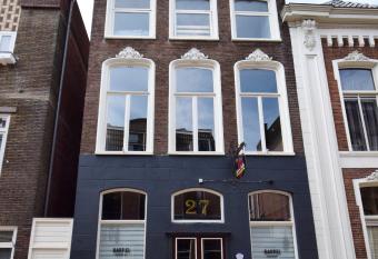 Bed & Breakfast De Barrels has Balcony rooms